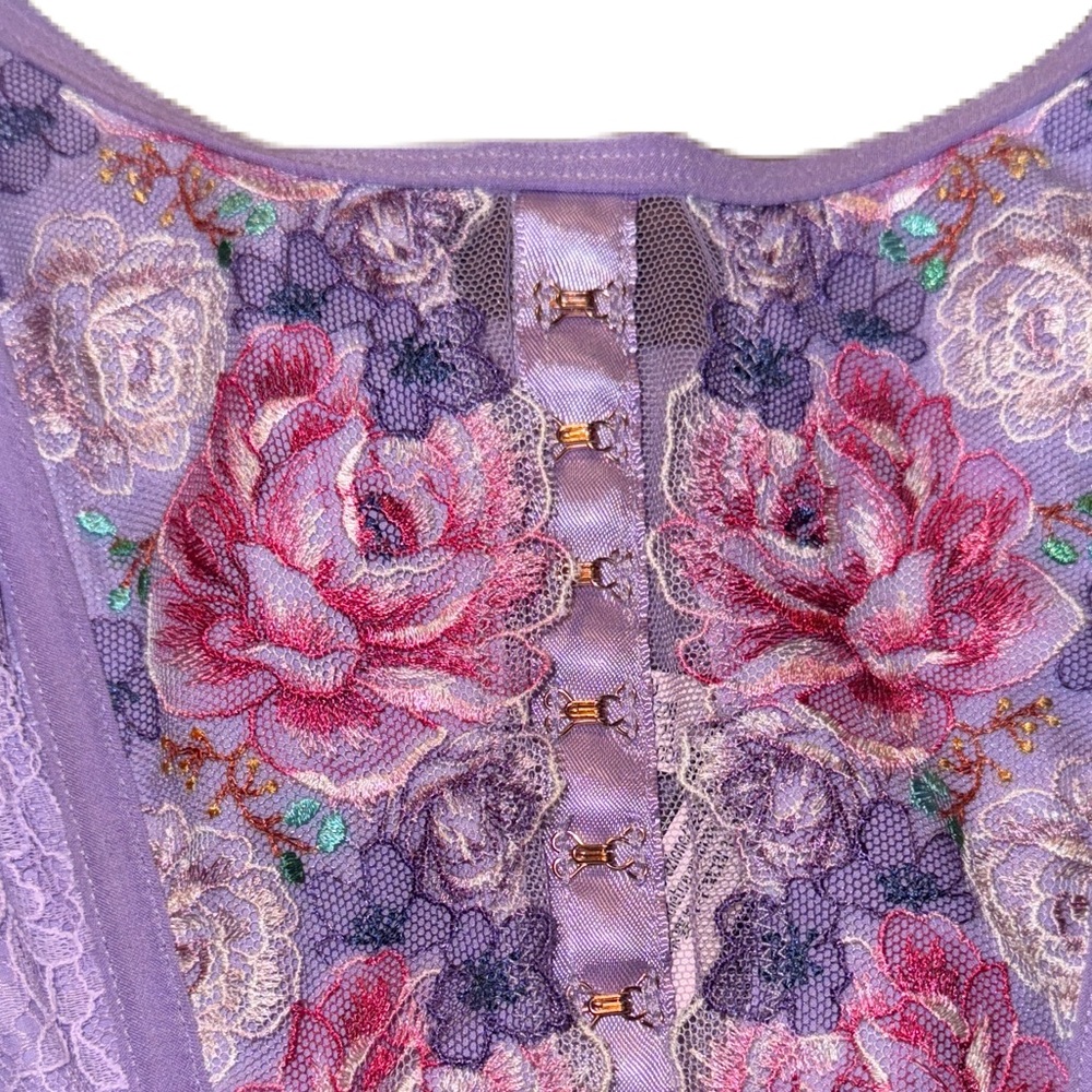 Victoria's Secret Dream Angel Lavender Floral Lace Bustier Sz Small EUC - Picture 4 of 16
